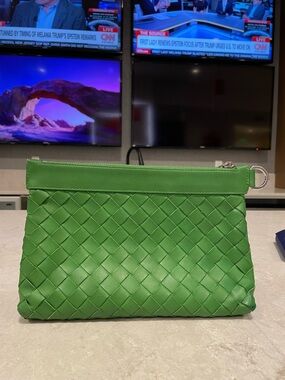 Bottega Veneta Woven leather pouch